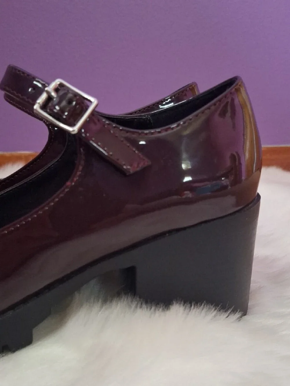 Women’s Mary Jane Block Heel Pumps in Deep Burgundy